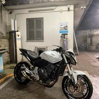 Honda hornet 600f