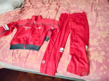 Tuta sportiva bambino vintage ben conservata