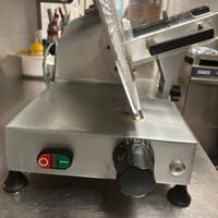 Affettatrice professionale 