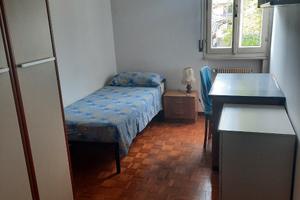 Stanza singola zona ospedale civile