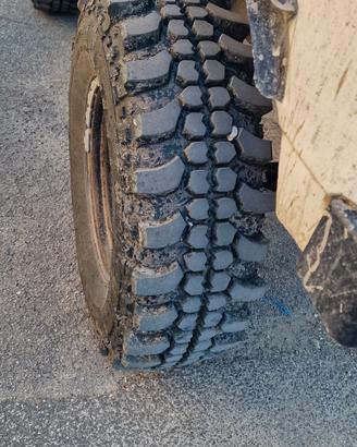 gomme 265/75/16 alte 82-83 larghe 26