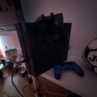 Ps4 più due controller