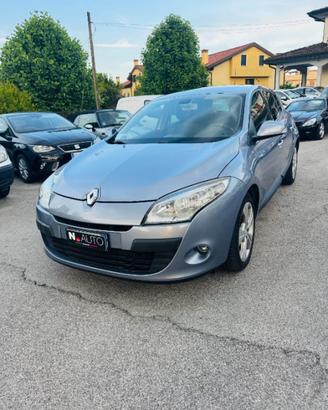 RENAULT Megane Mégane 1.5 dCi 110CV Dynamique
