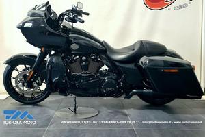 HARLEY DAVIDSON Road Glide 114 1868 Road Glide 114
