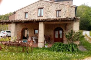 Si affitta appartamento in campagna a 15 km Urbino