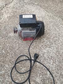 motore 230 v 0.5 hp perfettamente funzionante 
