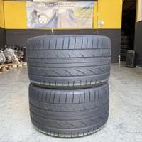 2 Gomme 305/30R19 Bridgestone Estive 90% residui