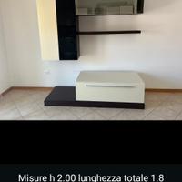 Parete soggiorno laccato