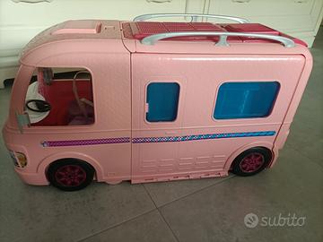 Barbie camper dei sogni con piscina
