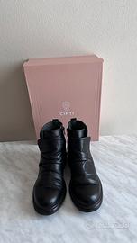 Stivaletto donna in pelle nero