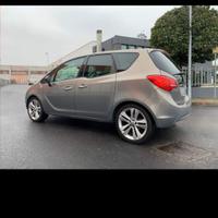 Opel marivA B 