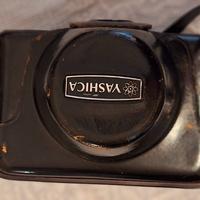 Macchina fotografica yashica