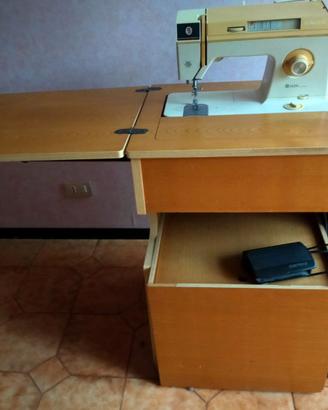 Macchina da Cucire Singer 1425 con Mobiletto