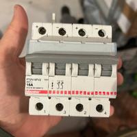 Bticino sezionatore F72N32FV1