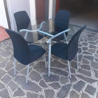 Tavolo rotondo in vetro con 4 sedie 
