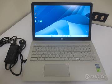 NOTEBOOK HP i7-7500U 8Gb SSD 240Gb.Win 11.Perfetto