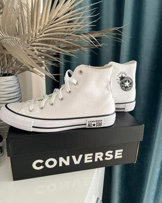 Converse Chuck Taylor All Star Hi New