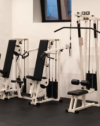 Tecnogym - Lat mach - Chest Press - Shoulder Press