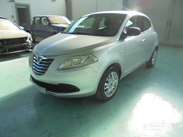 Lancia Ypsilon 1.2 69 cv Silver NEOPTATENTATI