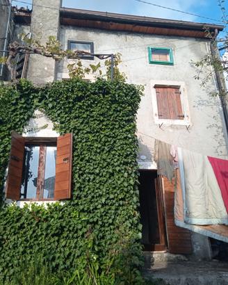 Rustico tre piani