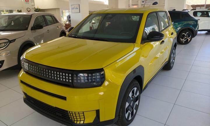 FIAT Grande Panda 1.2 hybrid Icon 110cv edct