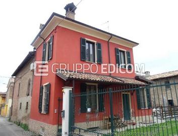 Appartamento, Retorbido.