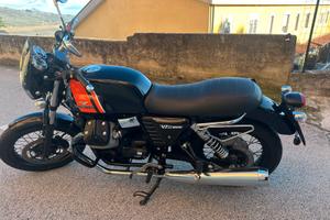 Moto Guzzi V7 II Special