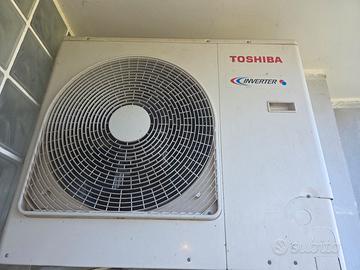 condizionatore canalizzato toshiba