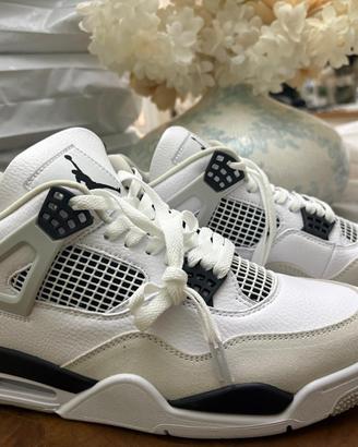 Air Jordan 4 Retro Military Black