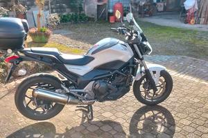 Honda nc750s automatica