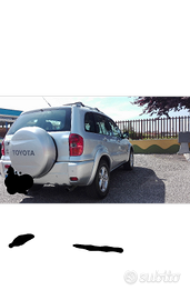 toyota rav 4 d4d del 2003