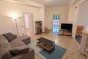 Stanza singola per Studentesse Borgo Roma