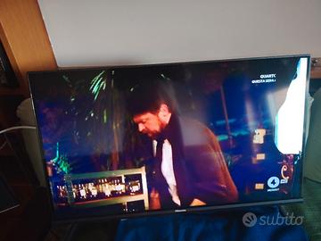 Tv Hisense 32 schermo danneggiato