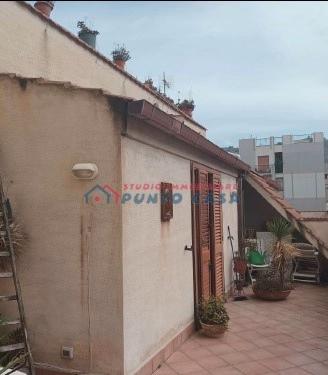 Via degli Iris - App.nto al 4°p - 4 vani