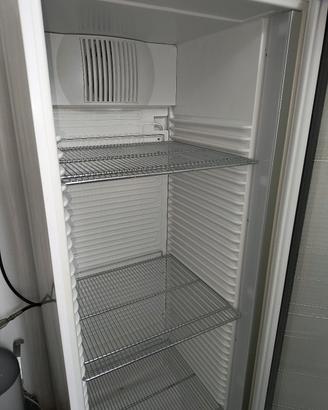 Vetrina frigo bibite ecc ventilata 