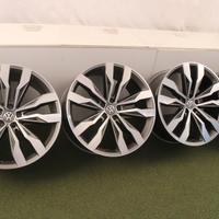 Cerchi in lega Volkswagen Tiguan Teramont Atlas 21