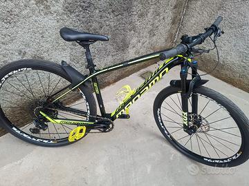 MTB DA 29 MARCA MEGAMO  FACTORY CARBONIO