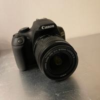 Canon EOS 1300D Nero
