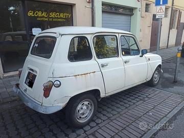 Renault R4 850 quattro marce anche Ricambi 