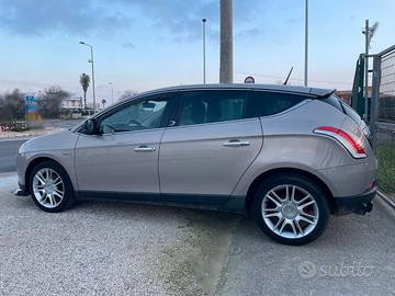 RIVENDITORE: LANCIA DELTA 1.6