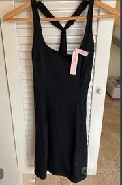 Abito sportivo con pantaloncino integrato