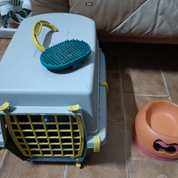 Trasportino cane / gatto + ciotole + spazzola