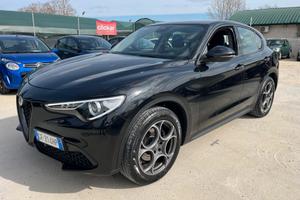 Alfa Romeo Stelvio 2.0 Turbo 200 CV AT8 Q4 Sprint