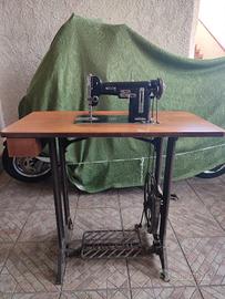 Necchi macchina da cucire vintage antica 