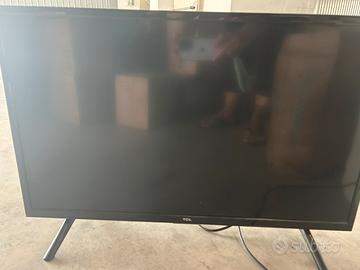 Monitor 28 pollici
