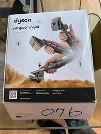 Dysson grooming kit