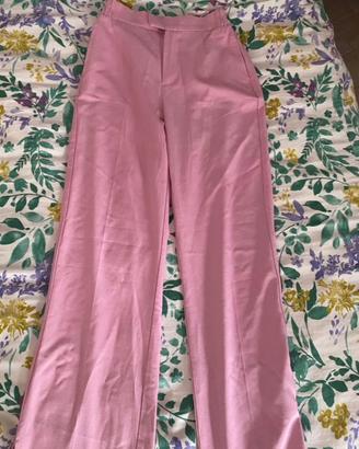 Pantaloni rosa Zara