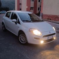 Fiat punto 1.2 lounge 2016