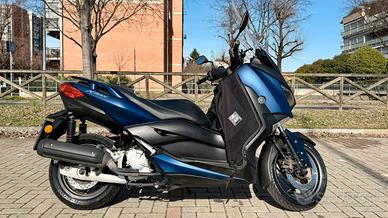 X-Max 125 aprile 2019