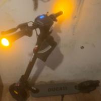 Motopattino elettrico  Ducati